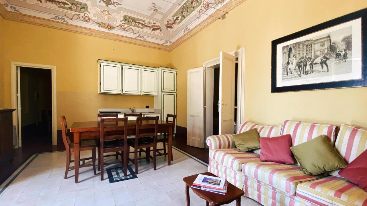 אפרטהוטל איספיקה Palazzo Gambuzza מראה חיצוני תמונה