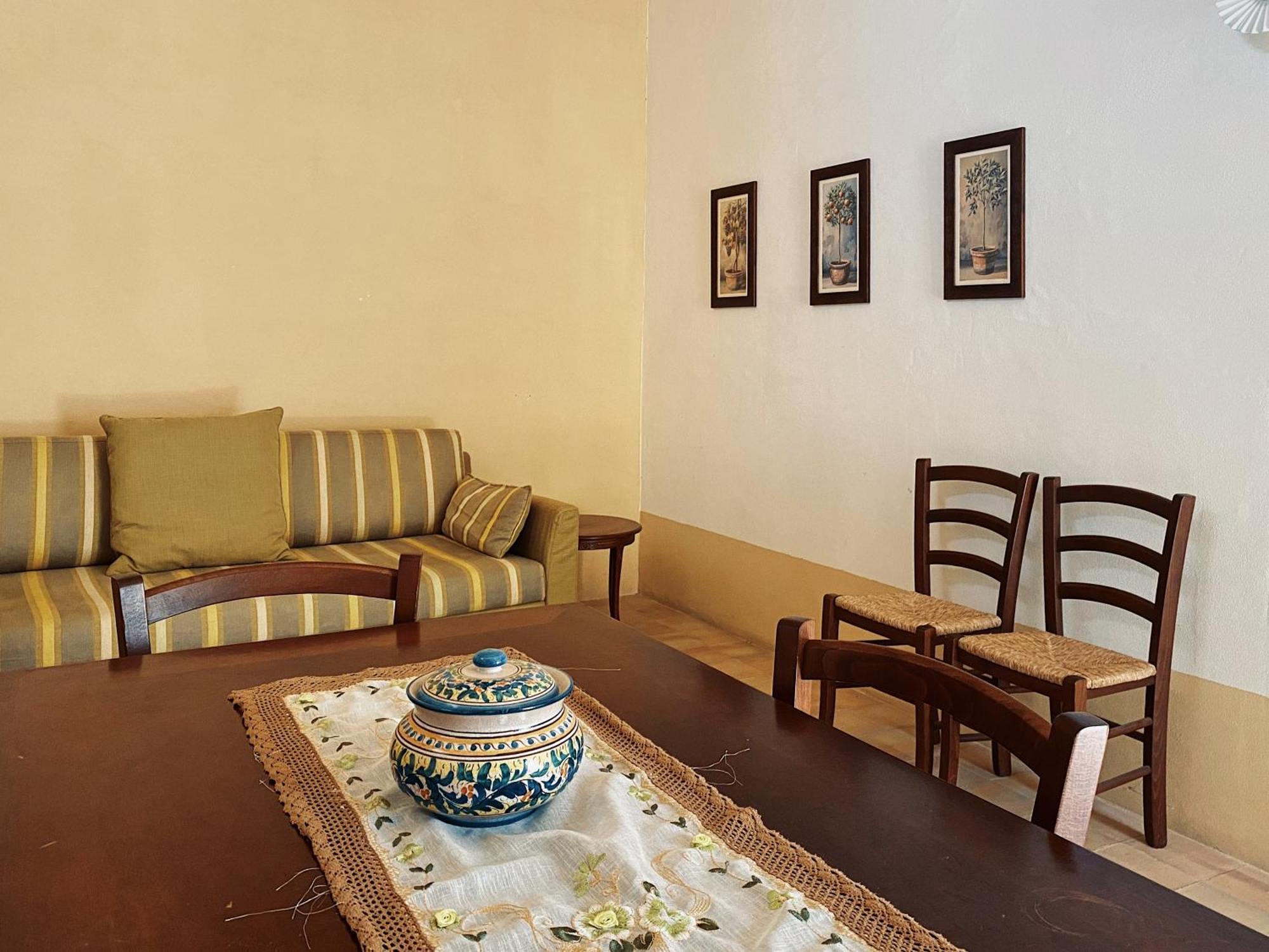 אפרטהוטל איספיקה Palazzo Gambuzza חדר תמונה