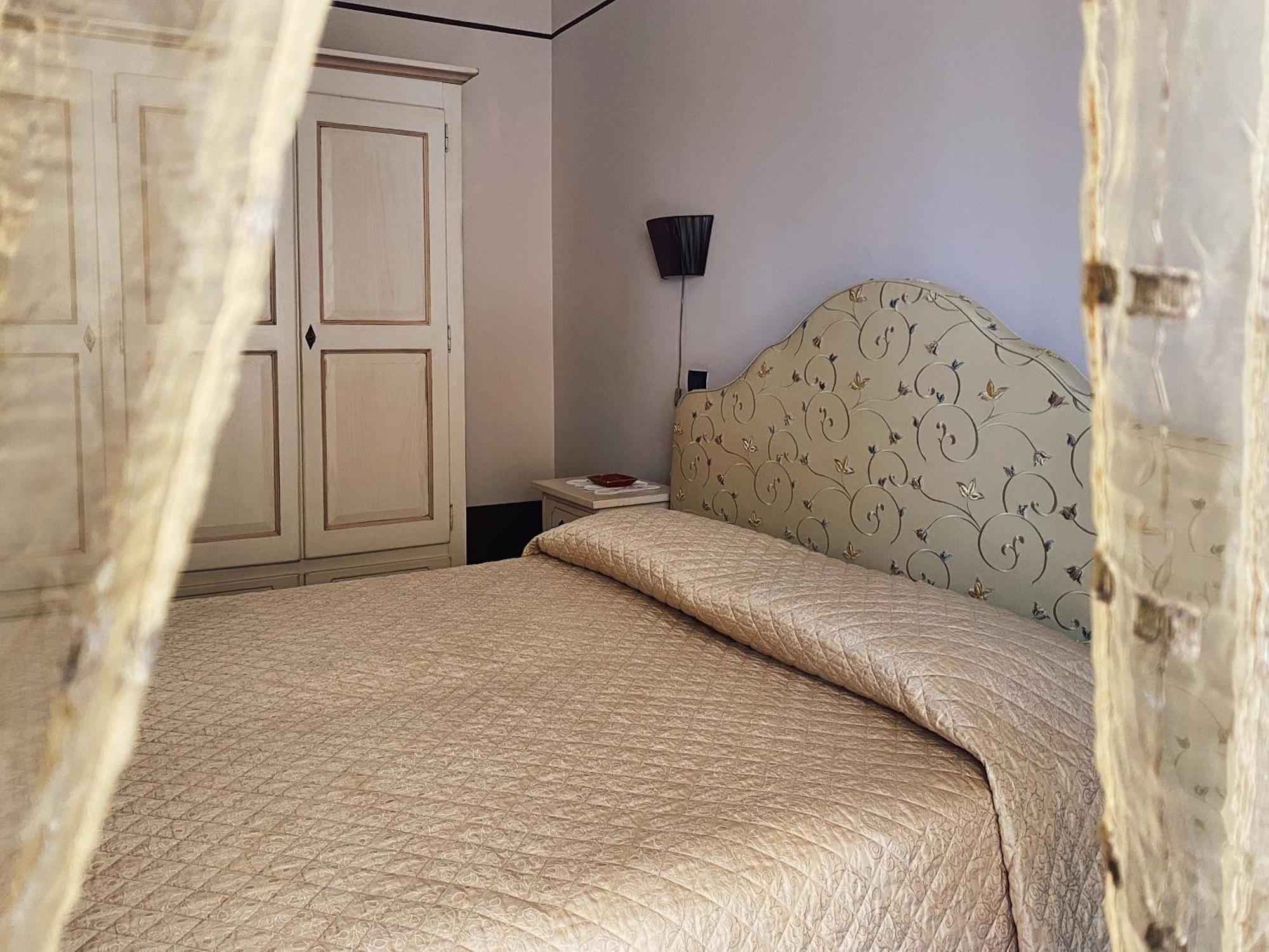אפרטהוטל איספיקה Palazzo Gambuzza חדר תמונה
